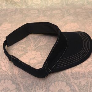 Nike Accessories - Nike visor golf Visor. One size fits all. Blue Nike Accessories - Nike visor golf Visor. One size fits all. Blue